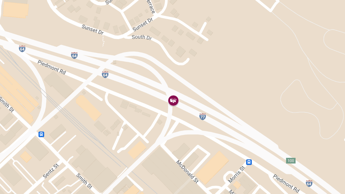 Accident with Injuries at Brooks St Entrance NB & I-77N