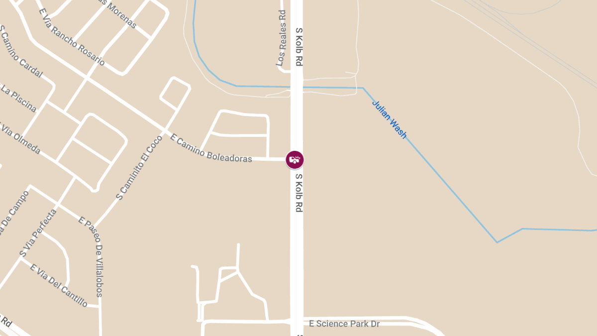 Accident with Injury at S Kolb Rd and E Camino Boleadoras