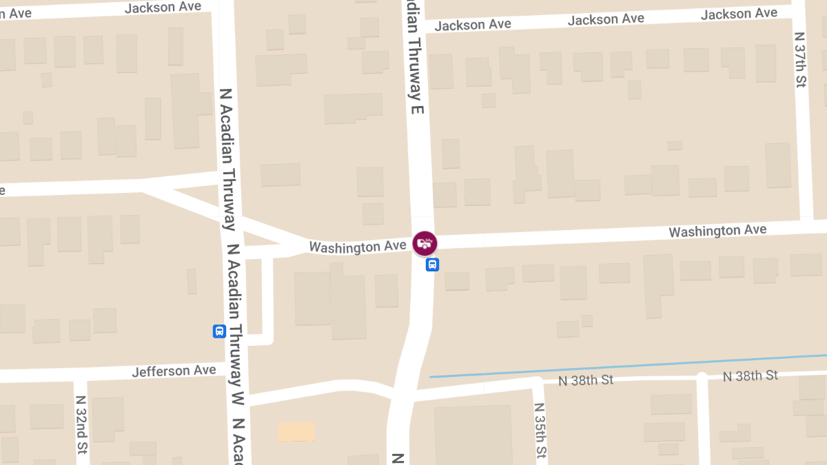 Accident with Injury at Washington Ave & N Acadian Thruway