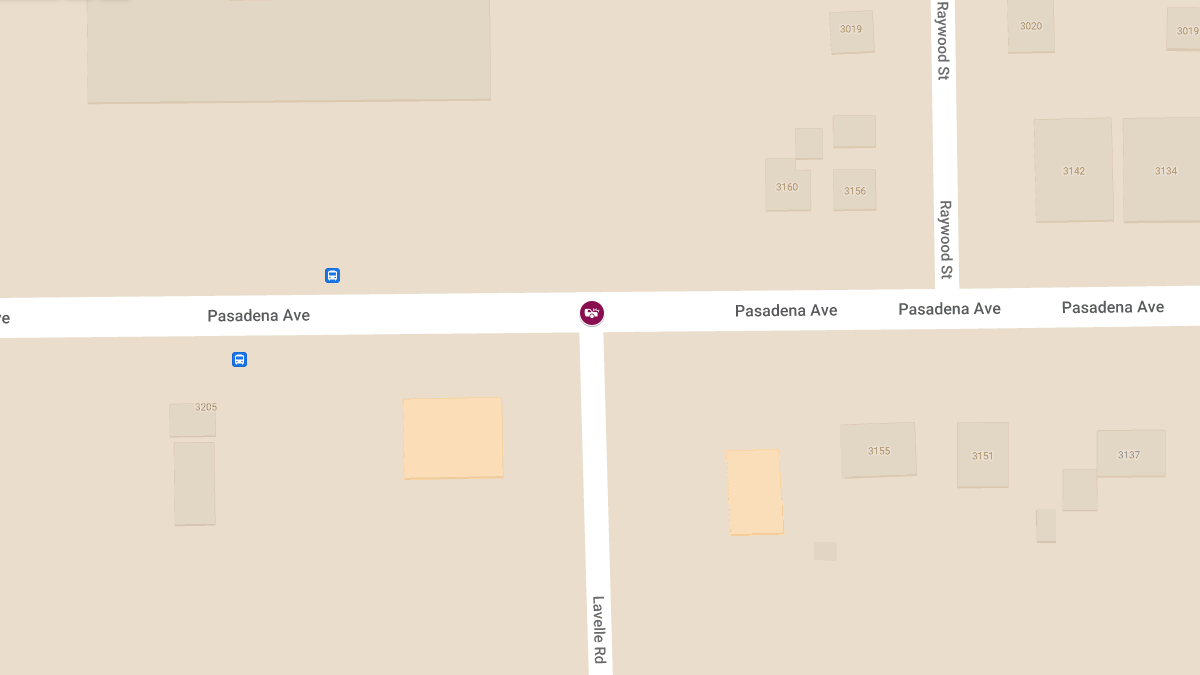 Auto Accident at W Pasadena Ave & Lavelle Rd