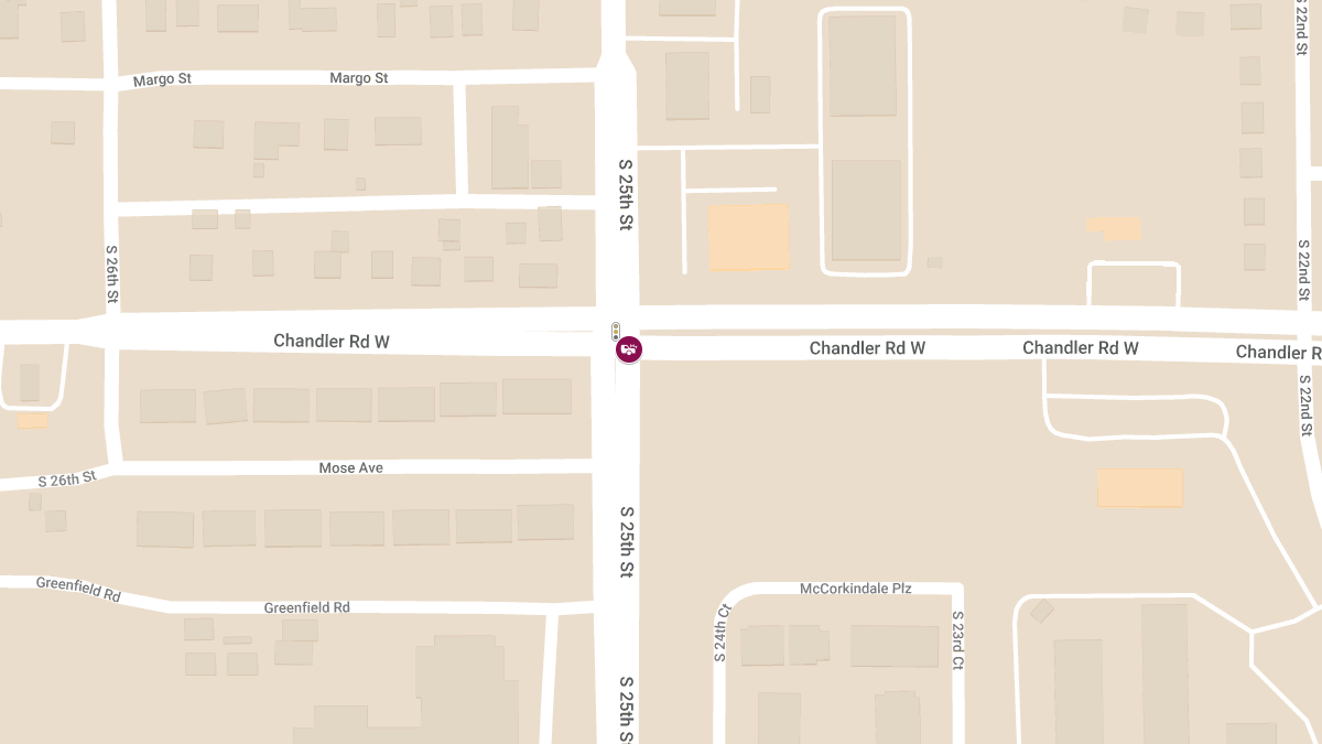 Auto Crash with Injury at 25th St & Chandler Rd
