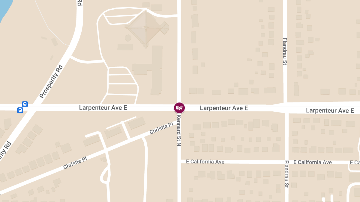 Car Crash at Kennard St & Larpenteur Ave E Results in Injuries