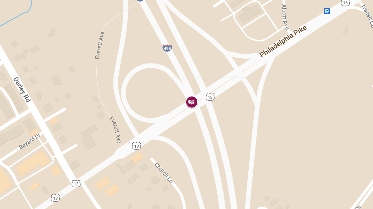 Collision with Injuries on I-495 SB at Philadelphia Pike