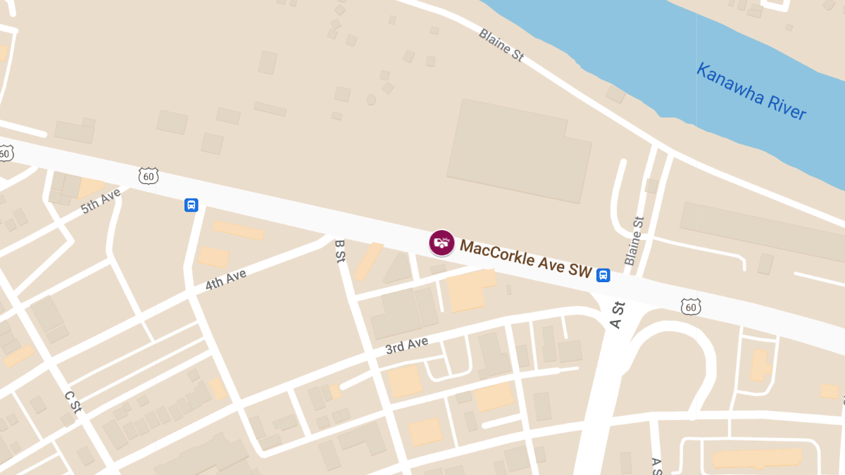Crash with Injuries at 612 MacCorkle Ave SW