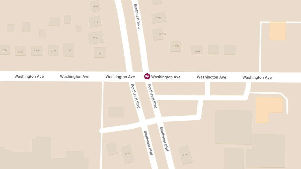 Hit & Run with Injuries at Southeast Blvd & Washington Ave