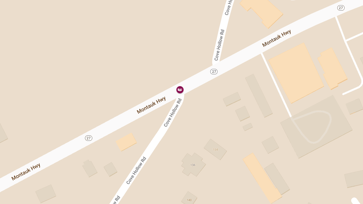 Injuries Reported in Crash at Montauk Hwy & Cove Hollow Rd