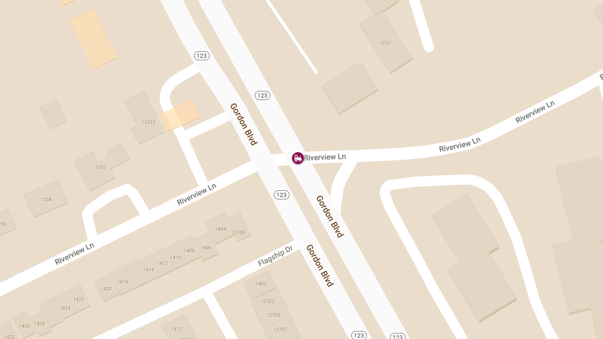 Injuries in Tractor-Trailer Crash at Gordon Blvd & Riverview Ln