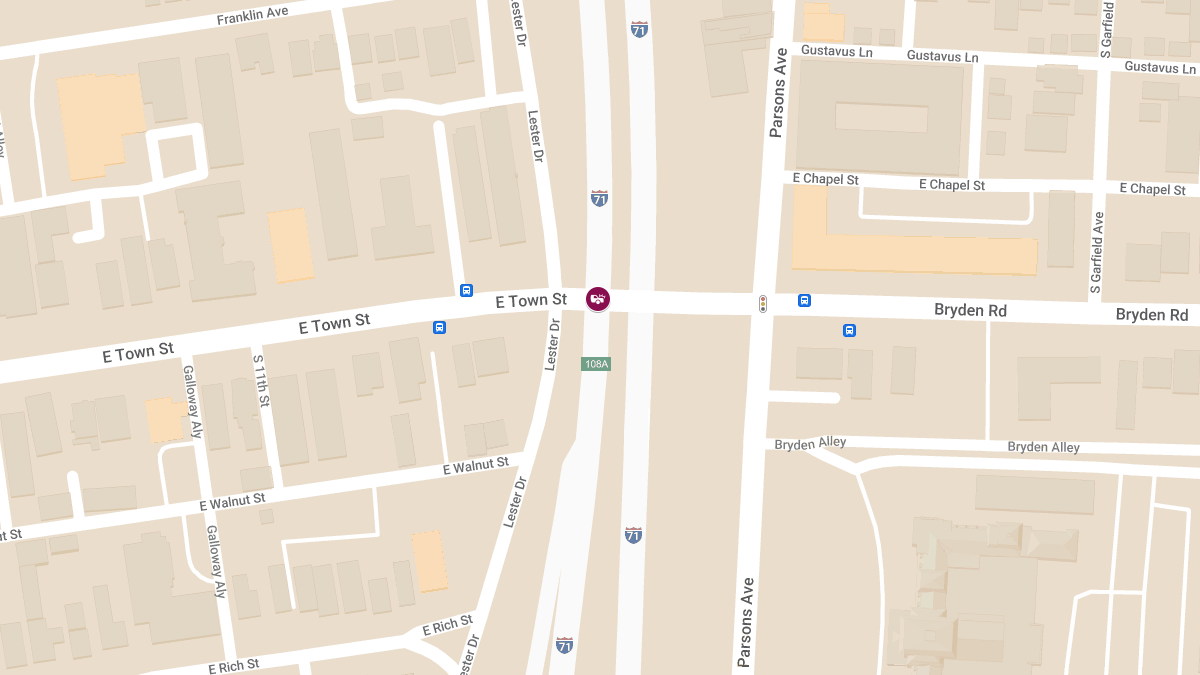 Injury Accident on I-71 S at E Town St in Discovery District