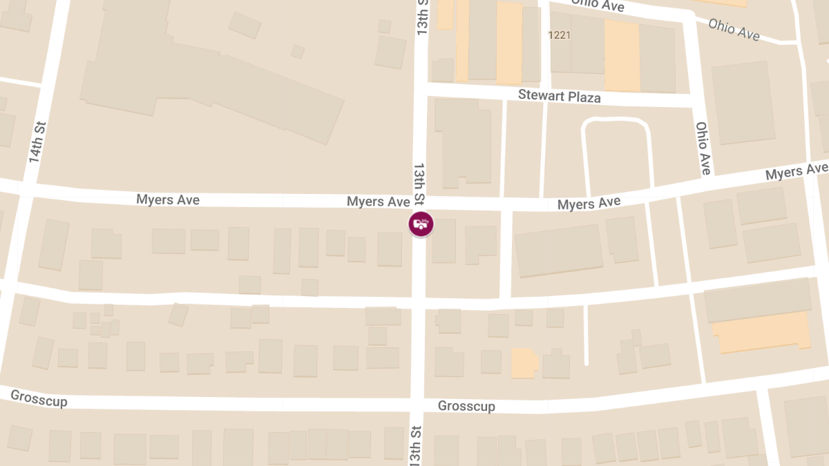 Injury Crash at Myers Ave & 13th St