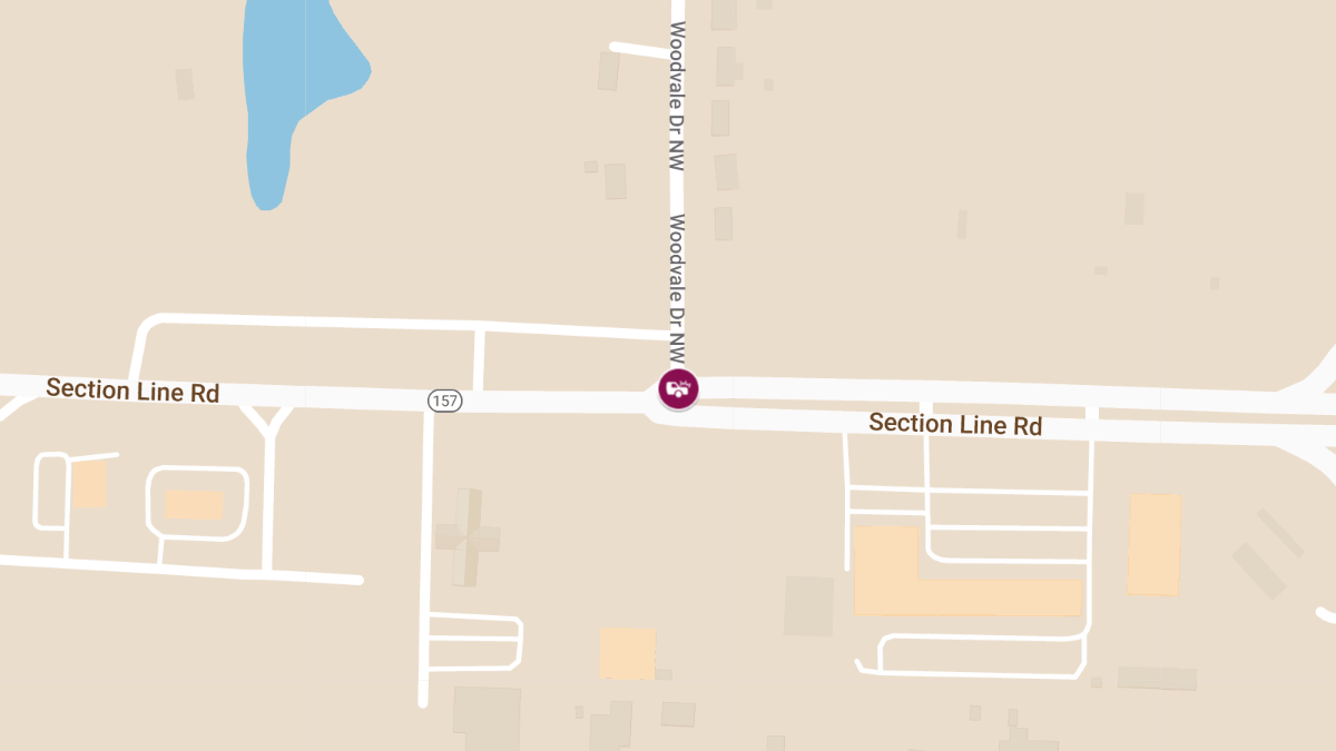 Major Crash on AL157 at MP 5.51 at Woodvale Dr