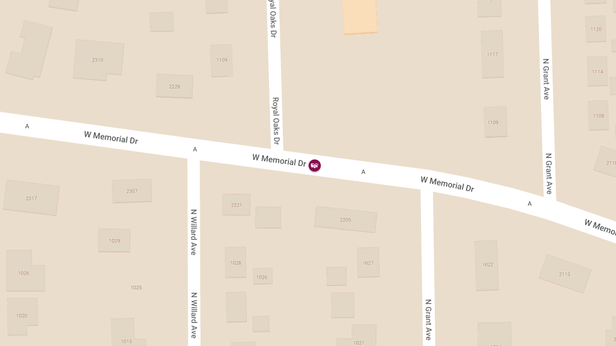 Motor Accident With Injuries on Memorial Dr