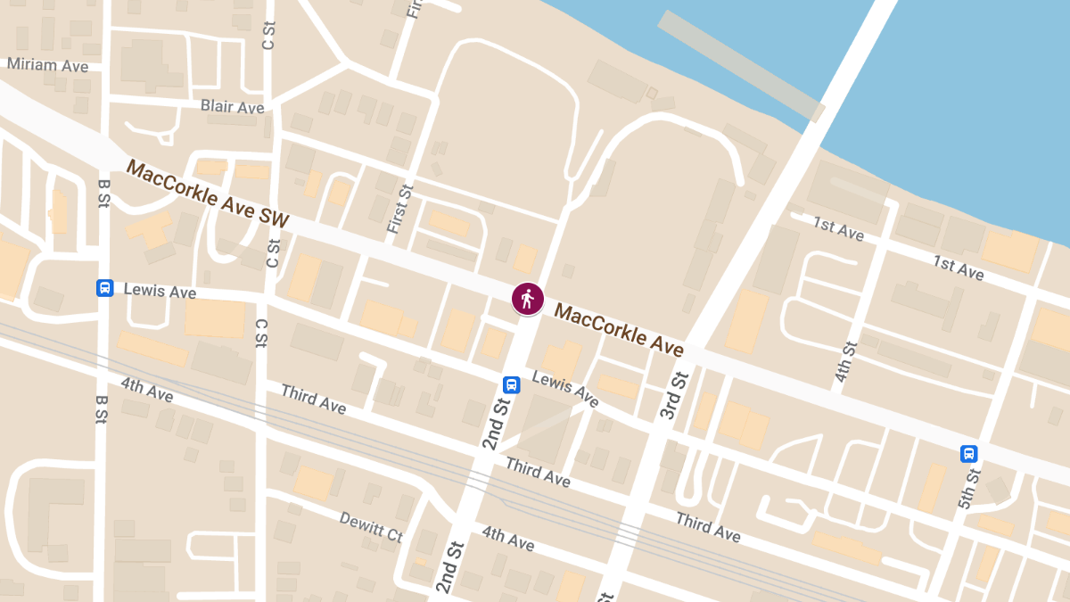 Pedestrian Struck and Injured on MacCorkle Ave