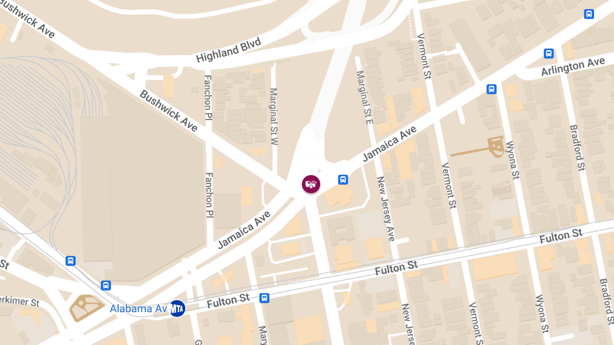 Traffic Collision With Injuries at Jackie Robinson Pkwy N & Metropolitan Ave