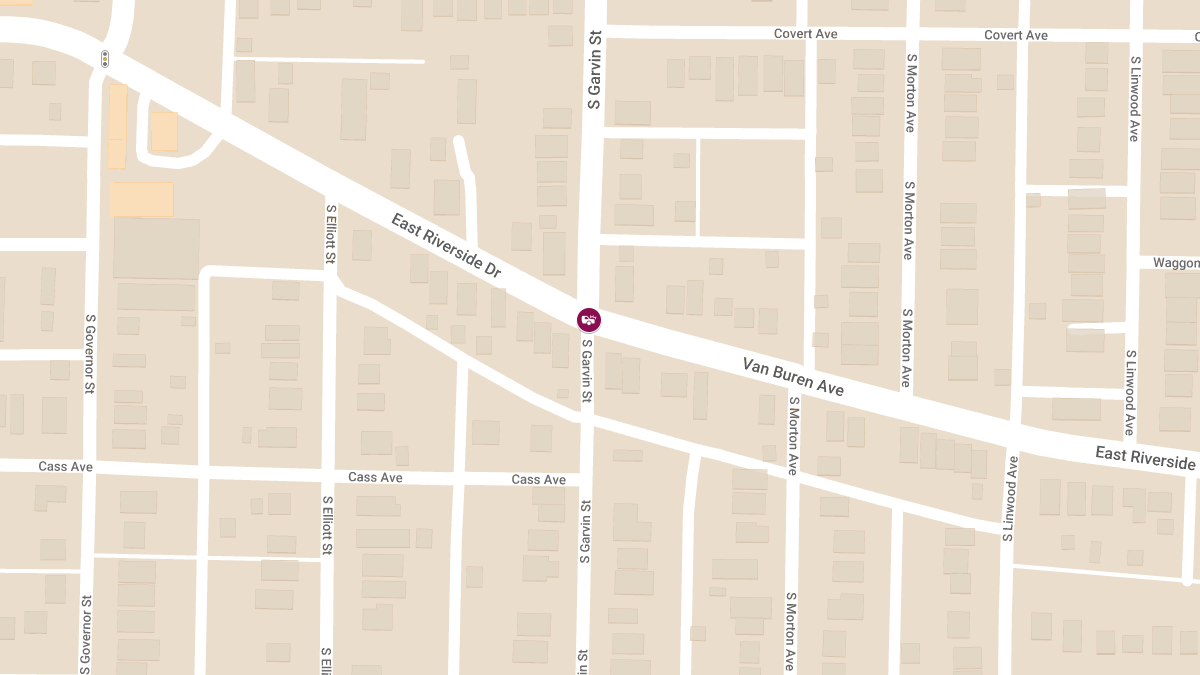 Two-Vehicle Crash with Injuries at Riverside Dr and Garvin St