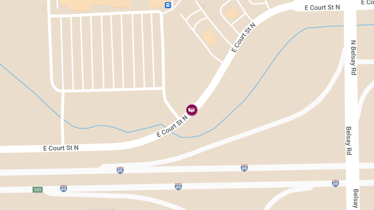 Vehicle Accident at 5323 E Court St & Walmart