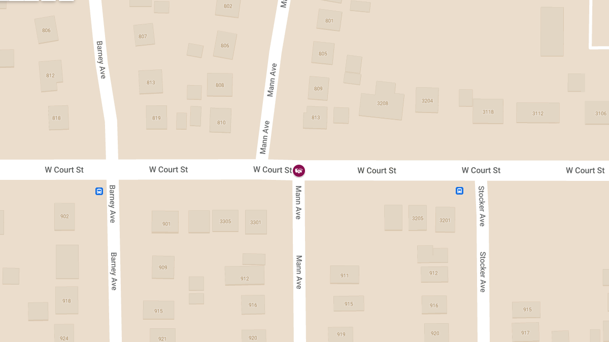 Vehicle Accident with Injuries at W Court St & Mann Ave