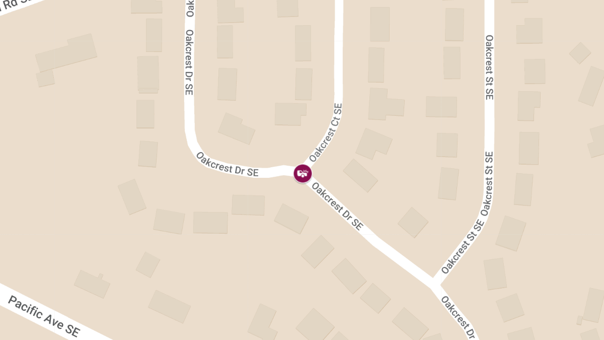 Vehicle Accident with Injuries on Oakcrest Dr SE