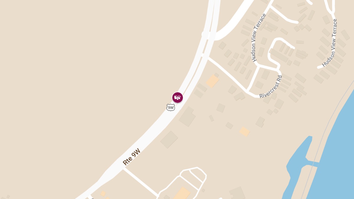 Vehicle Accident with Injuries on Rt 9W SB at MM 32.7