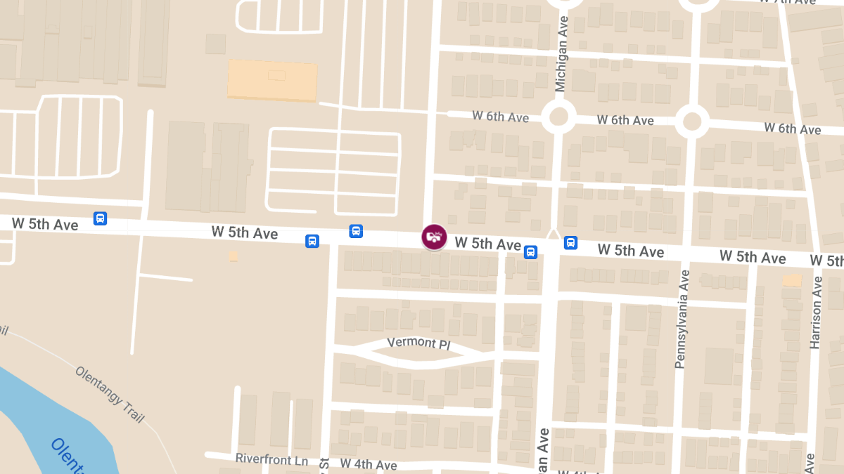 Vehicle Collision With Injuries at 467 W 5th Ave