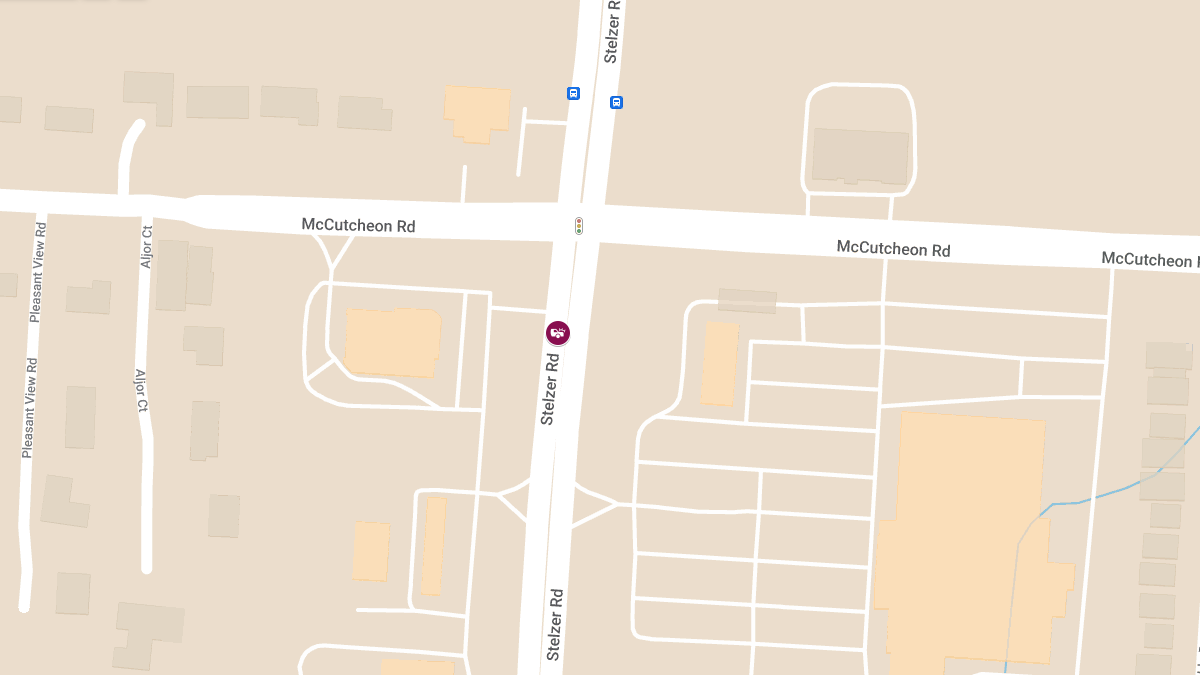 Vehicle Collision With Injuries at Giant Eagle on 2900 Stelzer Rd