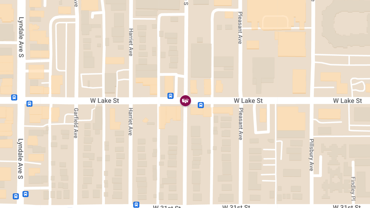 Vehicle Collision at Grand Ave S & Lake St W Results in injuries