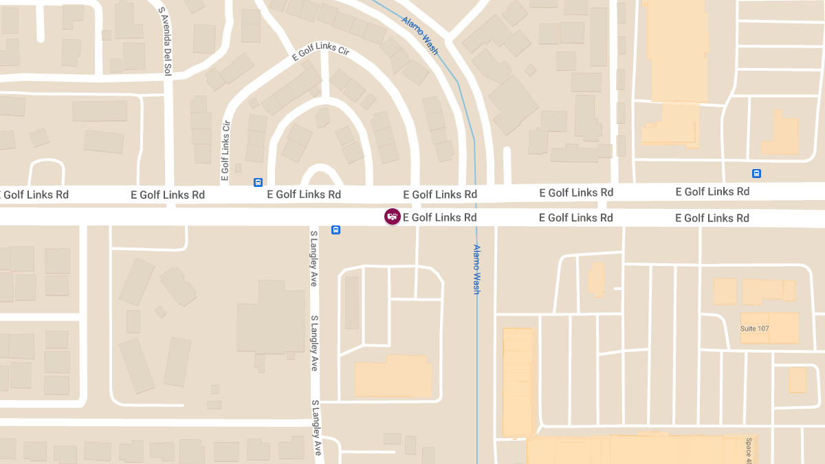 Vehicle Collision with Injuries at 6950 East Golf Links Rd