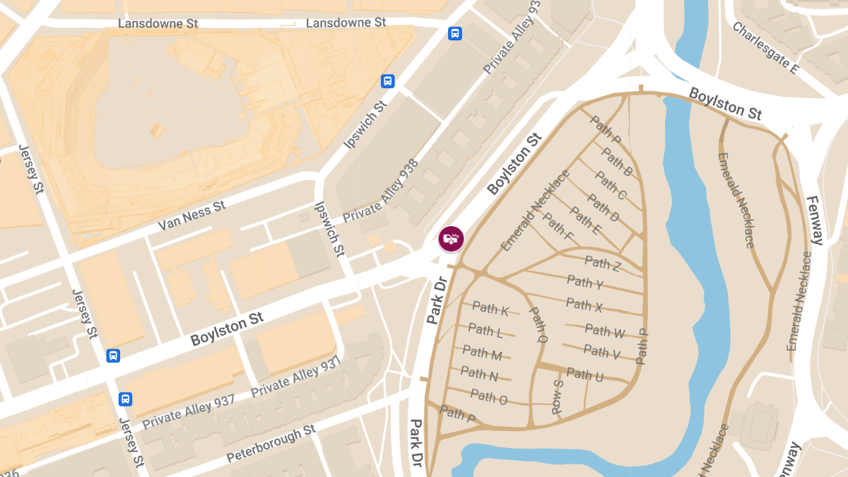 Vehicle Collision with Injuries at Boylston St & Park Dr