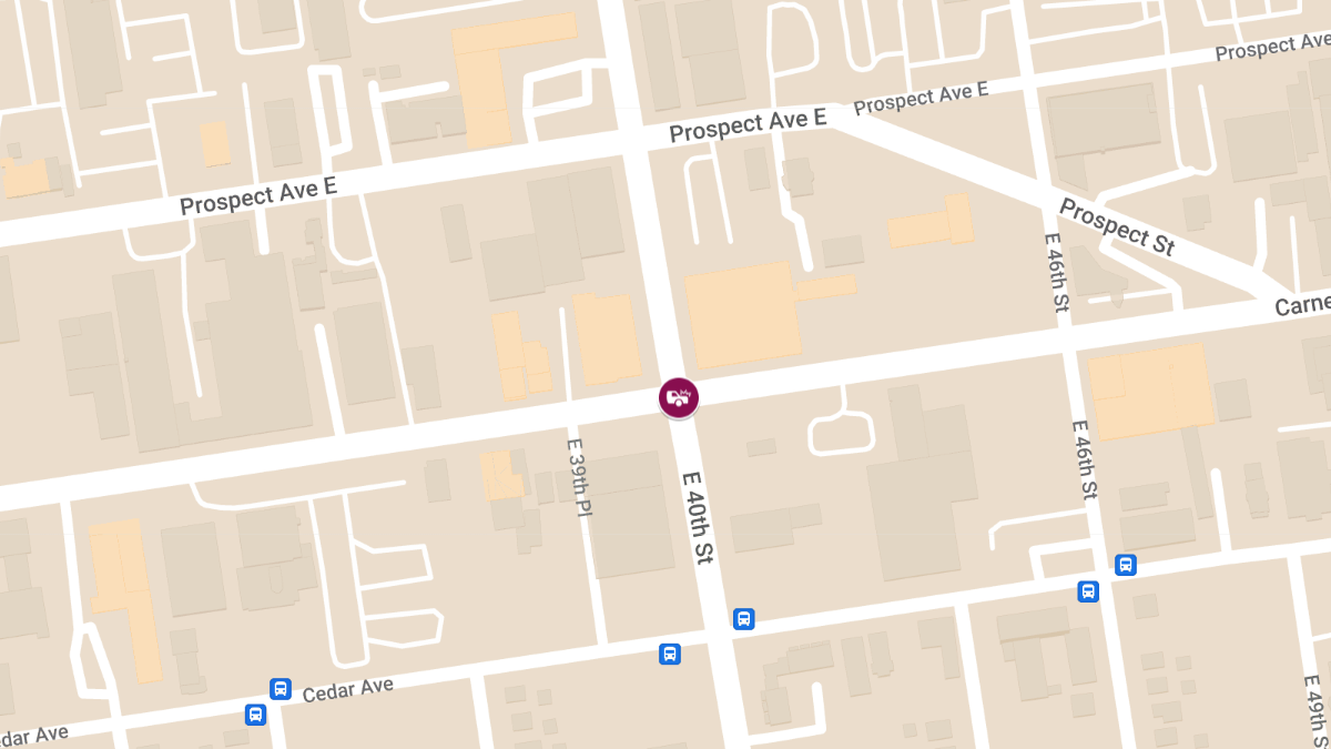 Vehicle Collision with Injuries at E 40th St & Carnegie Ave