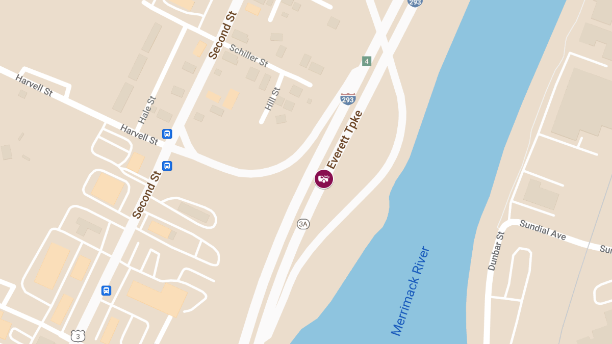 Vehicle Crash with Injury on FE Everett Turnpike NB Near Exit 3