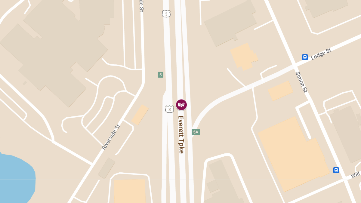 9-Vehicle Crash with Injuries on Everett Turnpike SB Btwn Exits 5 and 4