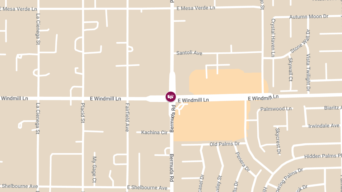 Accident at E Windmill Ln & Bermuda Rd Leads to Injuries