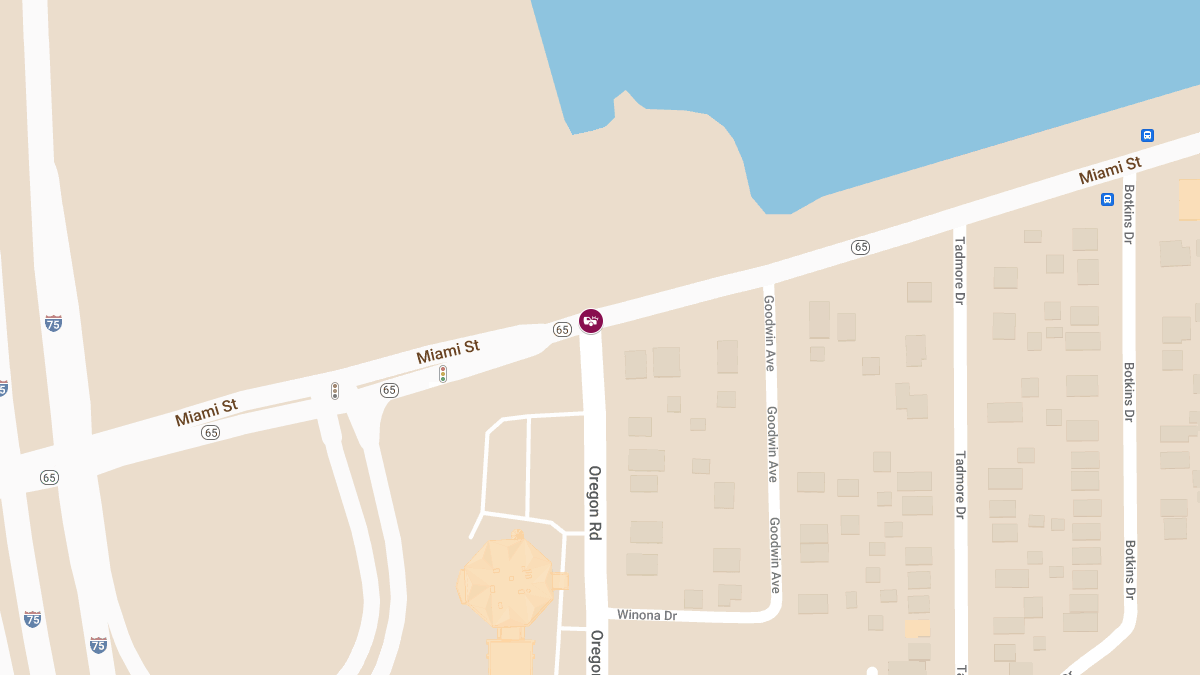 Accident at Miami St & Oregon Rd Causes Injuries