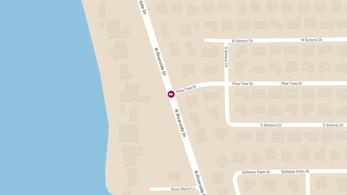 Accident with Injury at Riverside Dr N & Pine Tree Dr