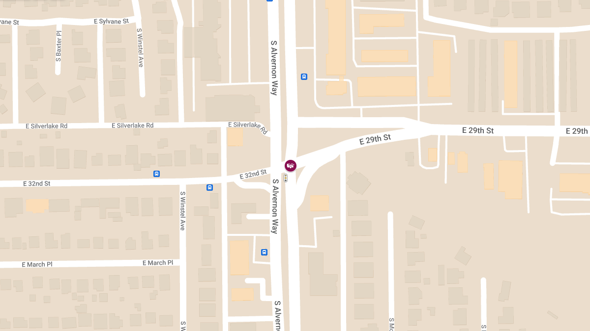 Auto Crash with Injuries at Alvernon Way & 29th St