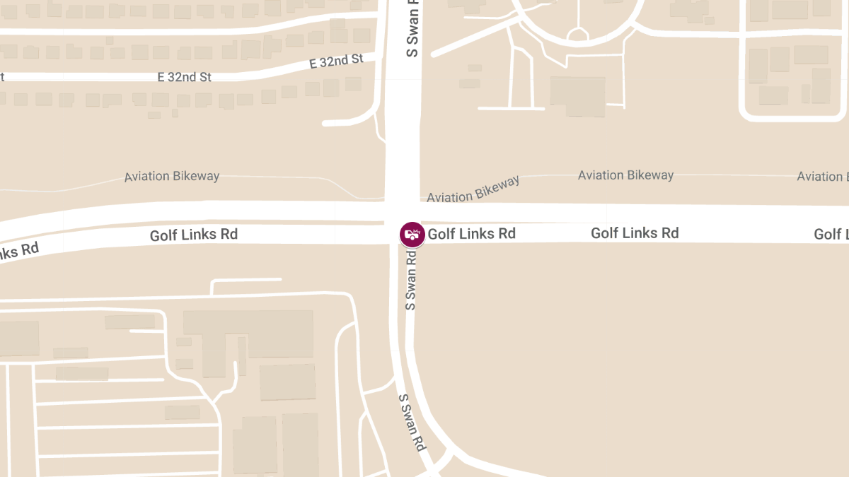 Auto Crash with Injuries at Golf Links Rd & Swan Rd