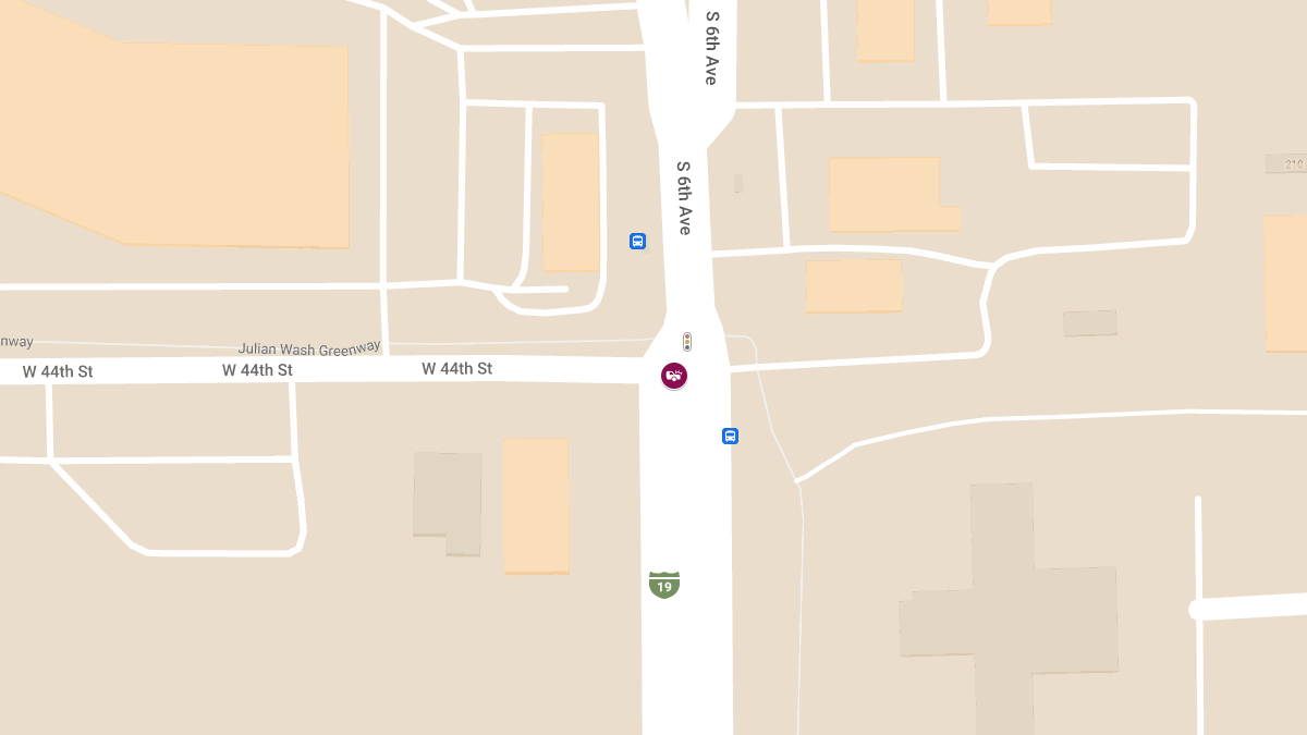 Auto Crash with Injuries at S 6th Ave & E 44th St