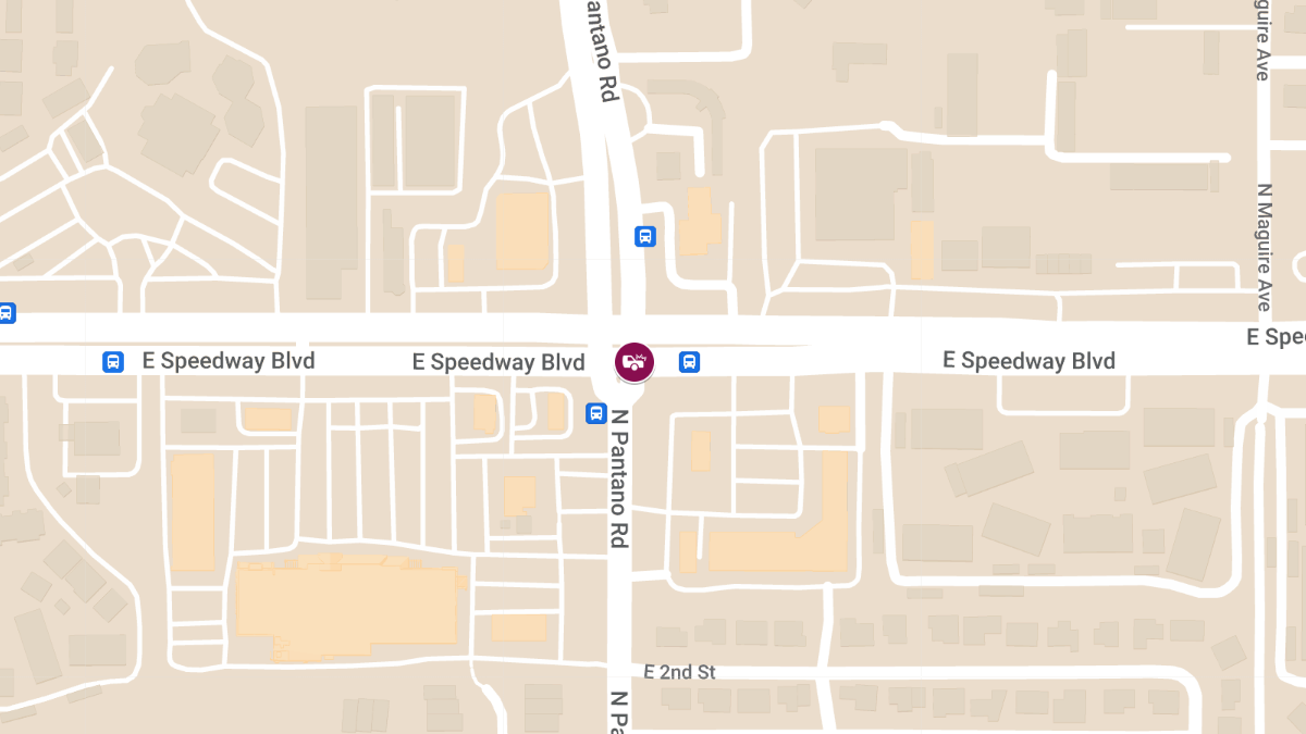 Auto Crash with Injuries on Speedway Blvd West of Pantano Rd