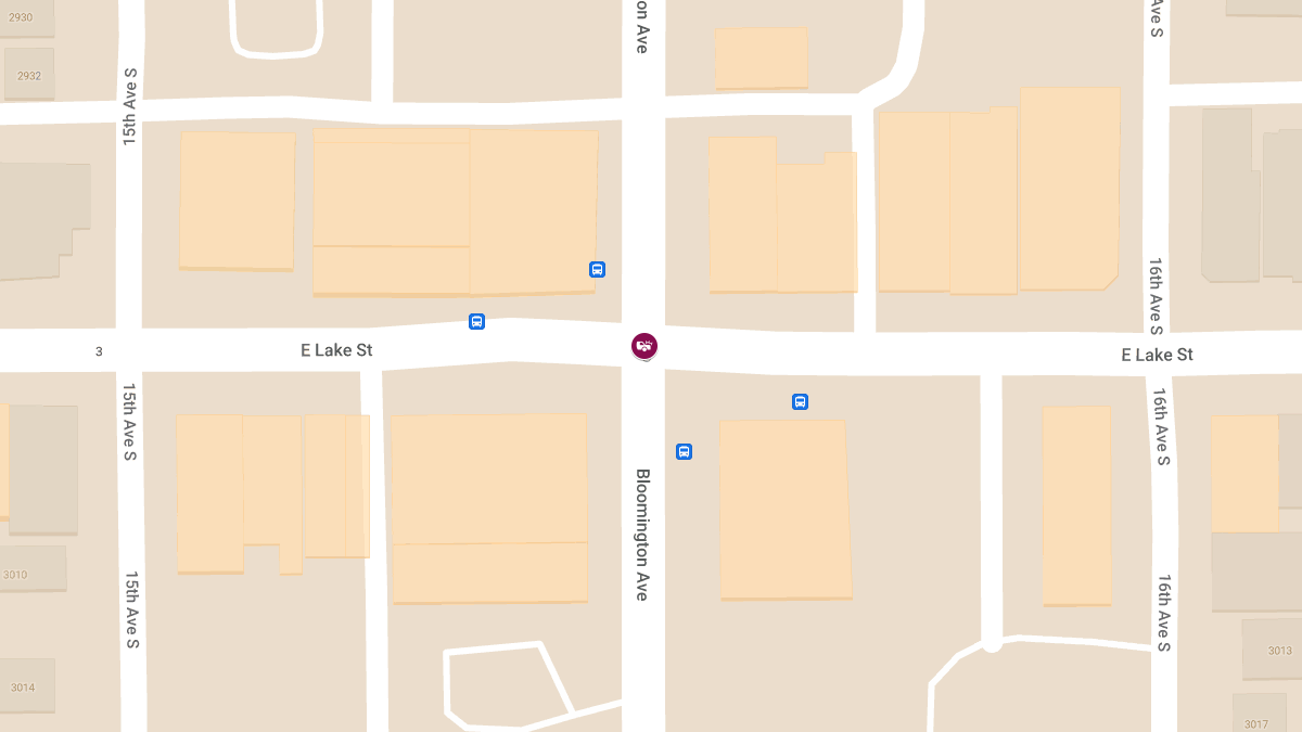 Car Crash at Lake St E & Bloomington Ave Results in Injuries
