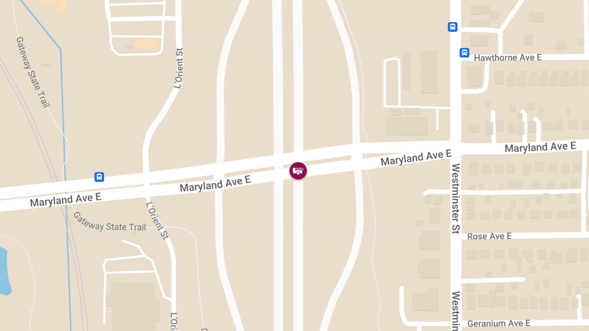 Car Crash on I-35E S at Maryland Ave E Causes Injuries