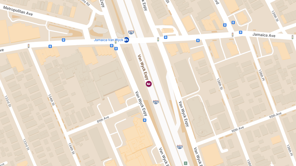 Car Crash with Injuries on Van Wyck Expy S near Exit 6