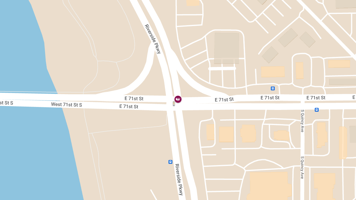 Crash Reported at 71st St S & Riverside Dr