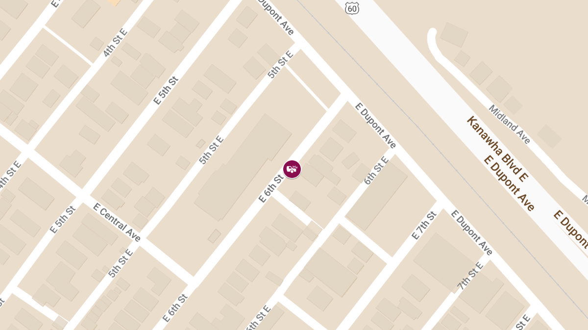Crash With Injuries at 401 E 6th St