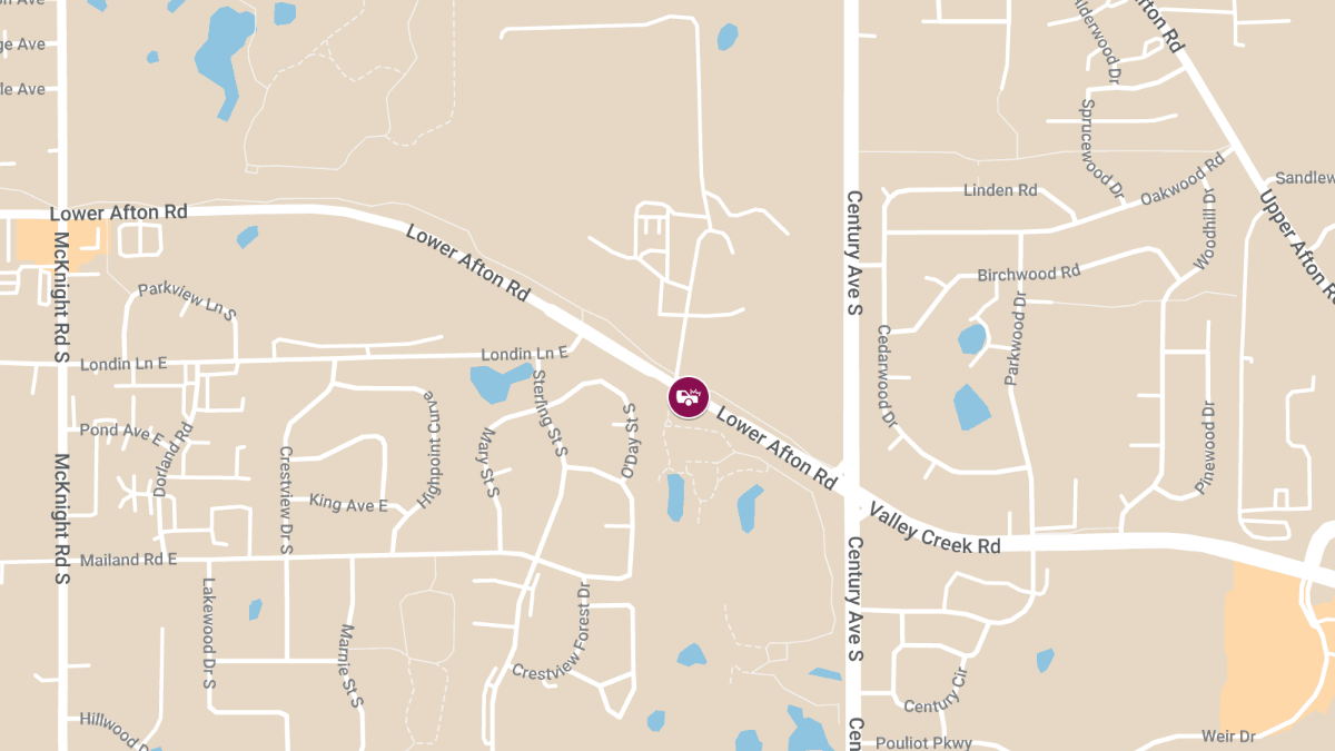 Crash on US-61 N at Lower Afton Rd Causes Injuries