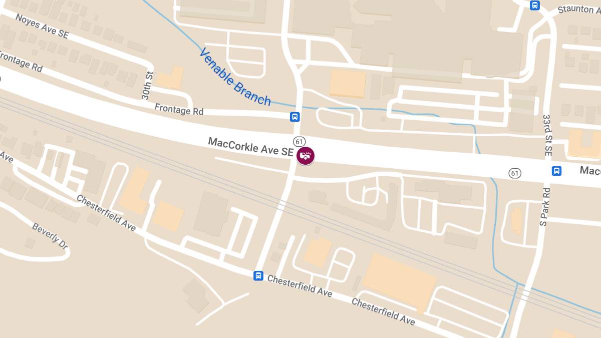 Crash with Injuries Reported on MacCorkle Ave SE