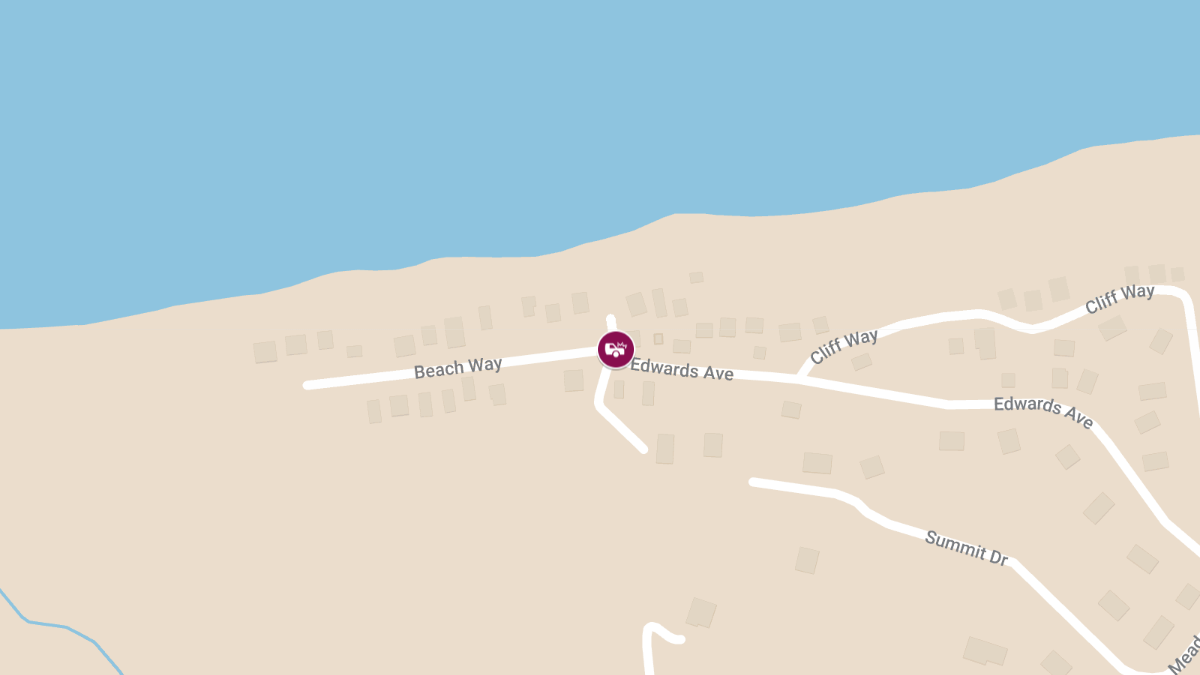 Crash with Injuries and Entrapment at Edwards Ave & Beach La