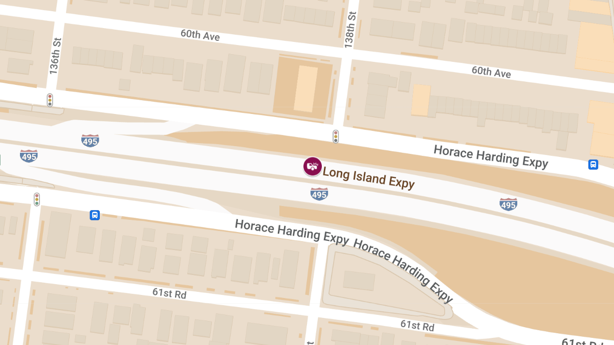 Crash with Injuries at Long Island Expressway Service Rd & Exit 25