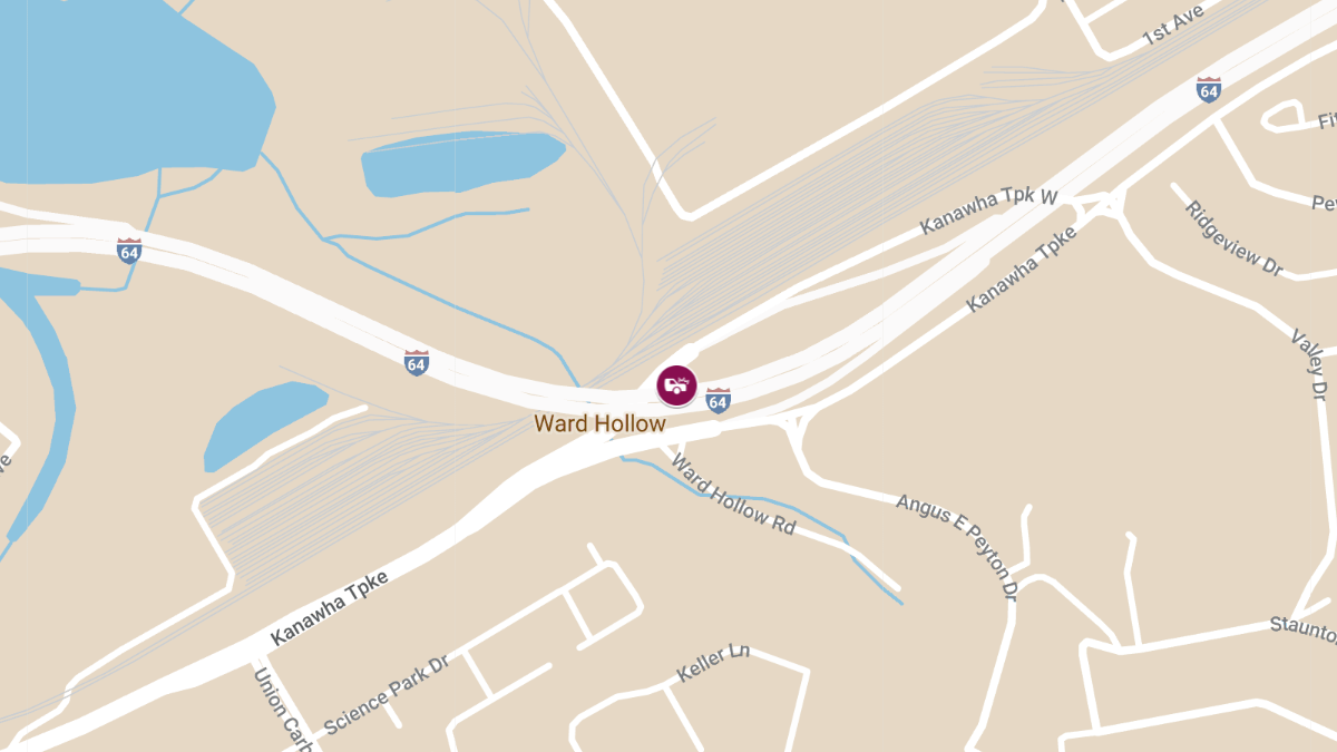Crash with Injuries on I-64 West at Kanawha Tpke Exit