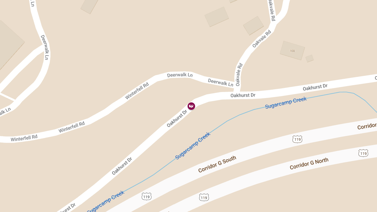 Crash with Injury on Oakhurst Dr
