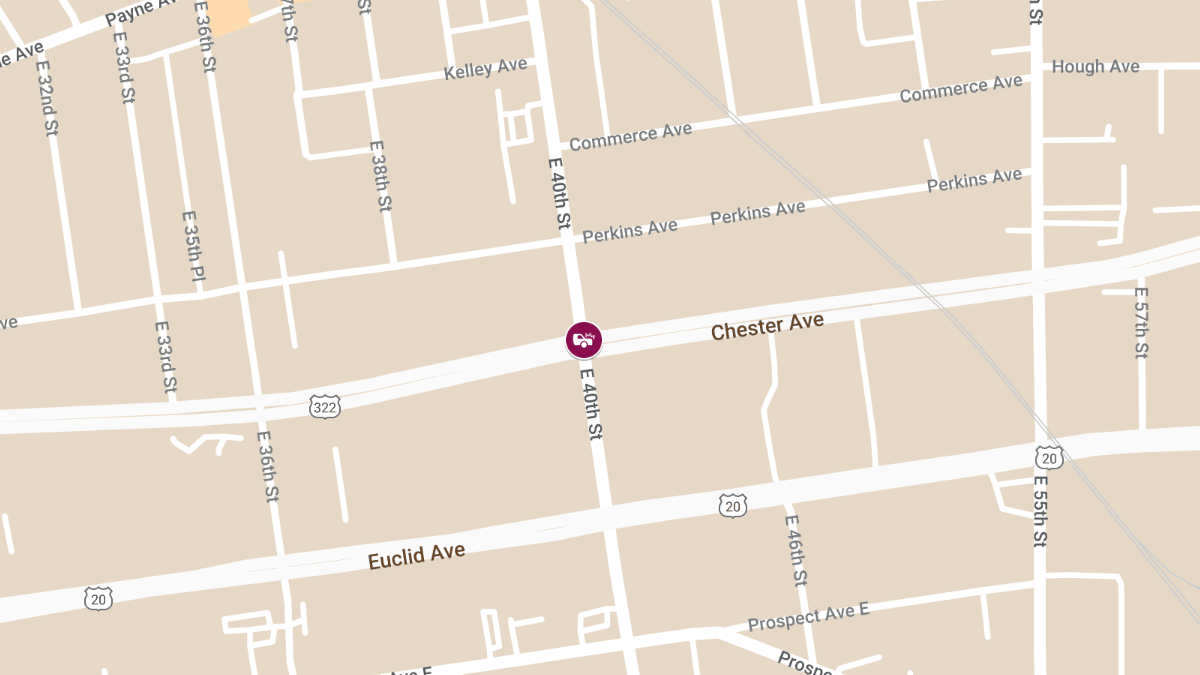 Head-On Traffic Collision at E 40th St & Chester Ave