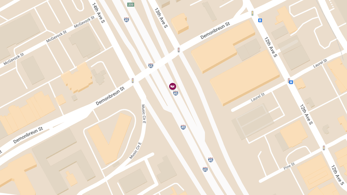 Injuries in Collision on I-40 E near Demonbreun St